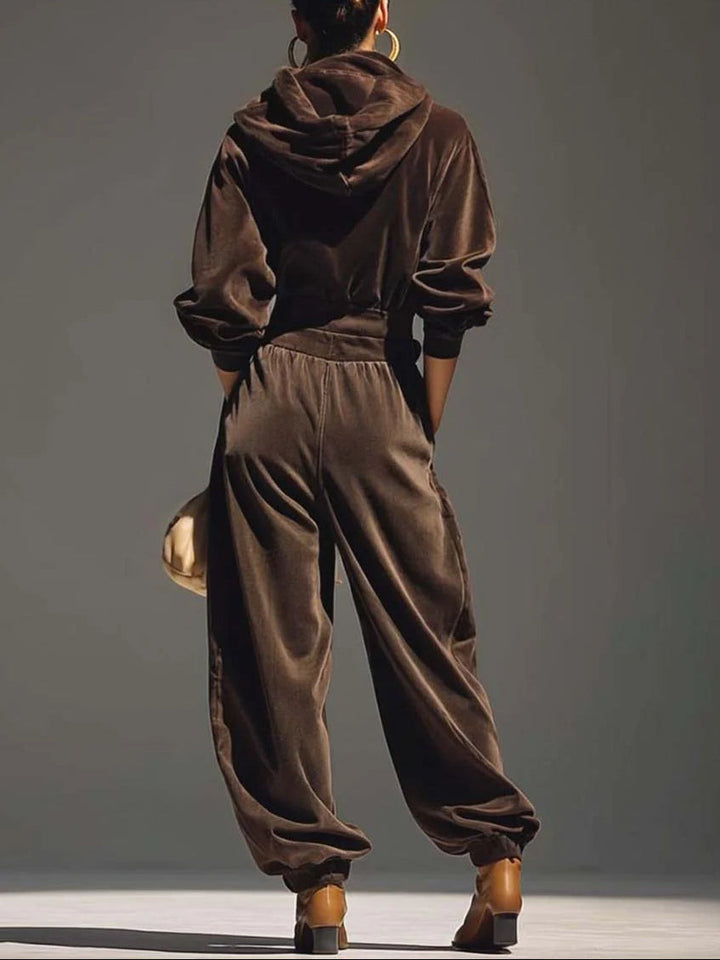 Scarlatta | Completo in Velour Morbido