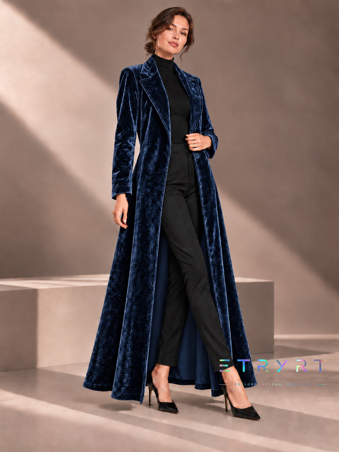 Domitilla | Cappotto Maxi in Velluto Aperto