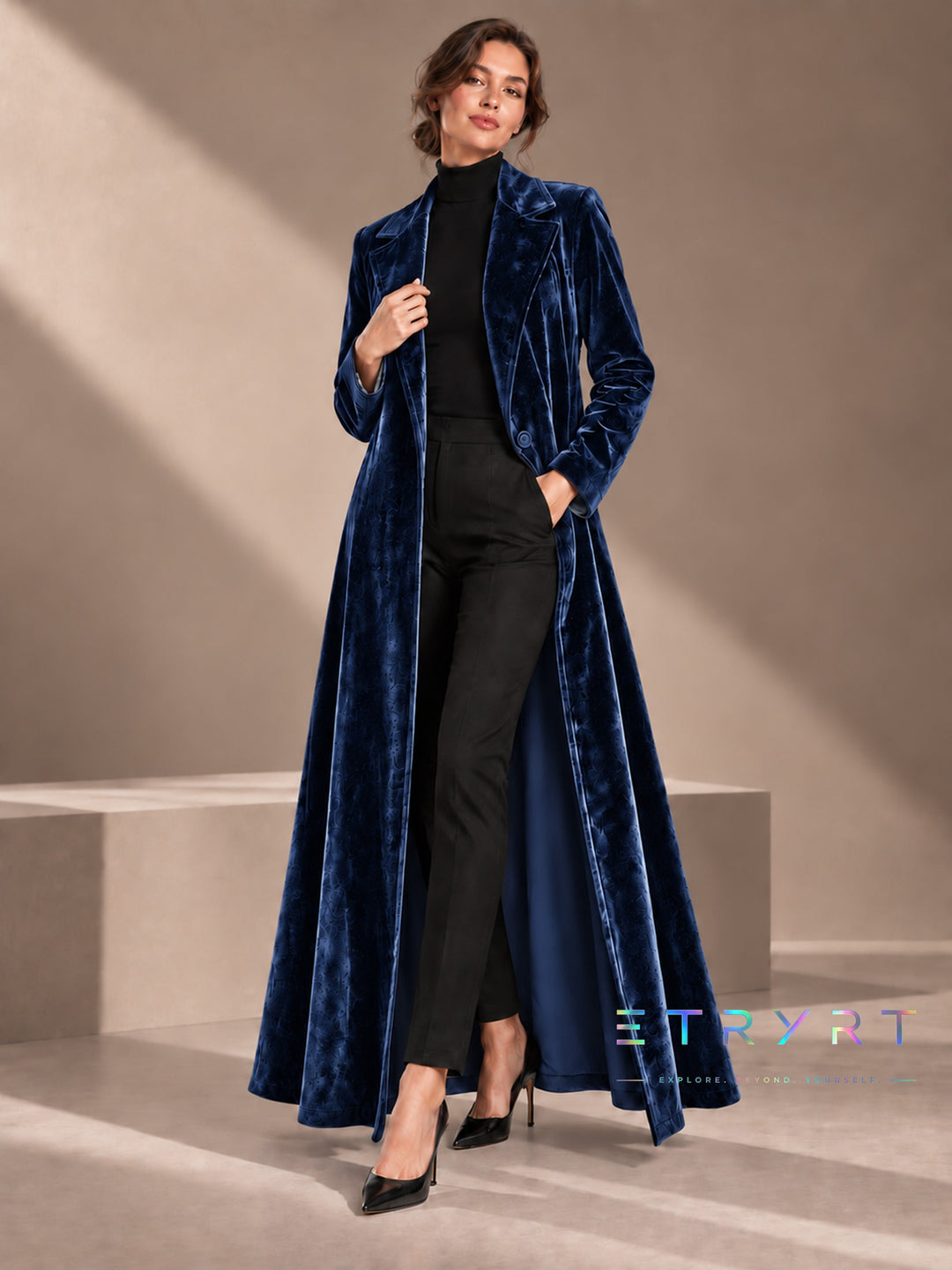 Domitilla | Cappotto Maxi in Velluto Aperto