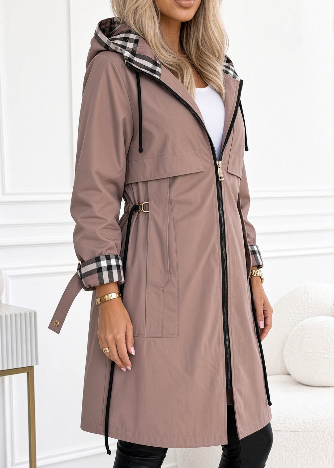 Marcella | Cappotto Lungo con Cappuccio e Vita Regolabile