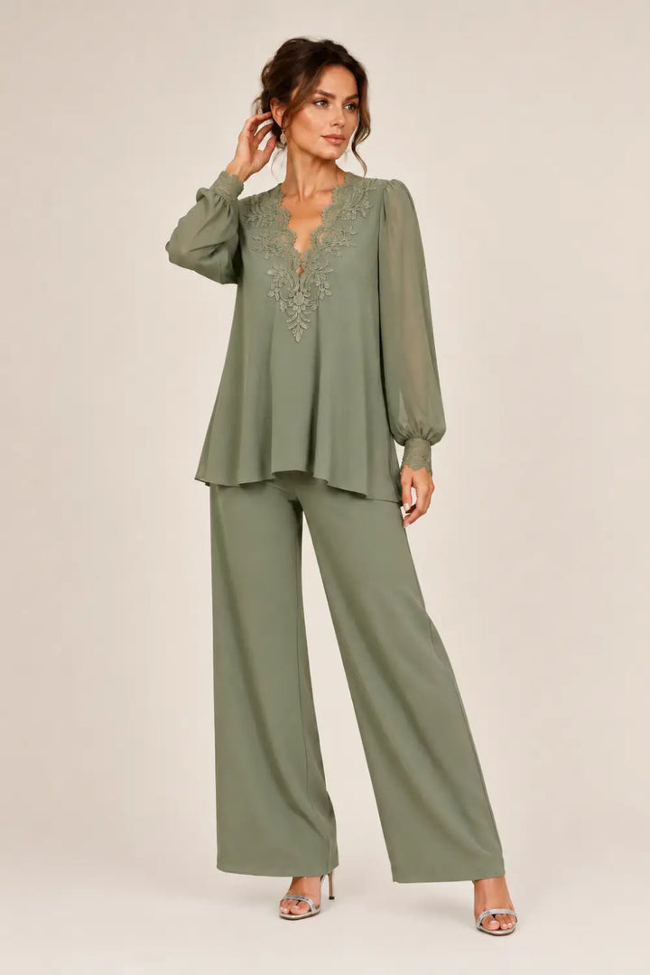 Violantina | Completo Scollo a V con Chiffon a Strati